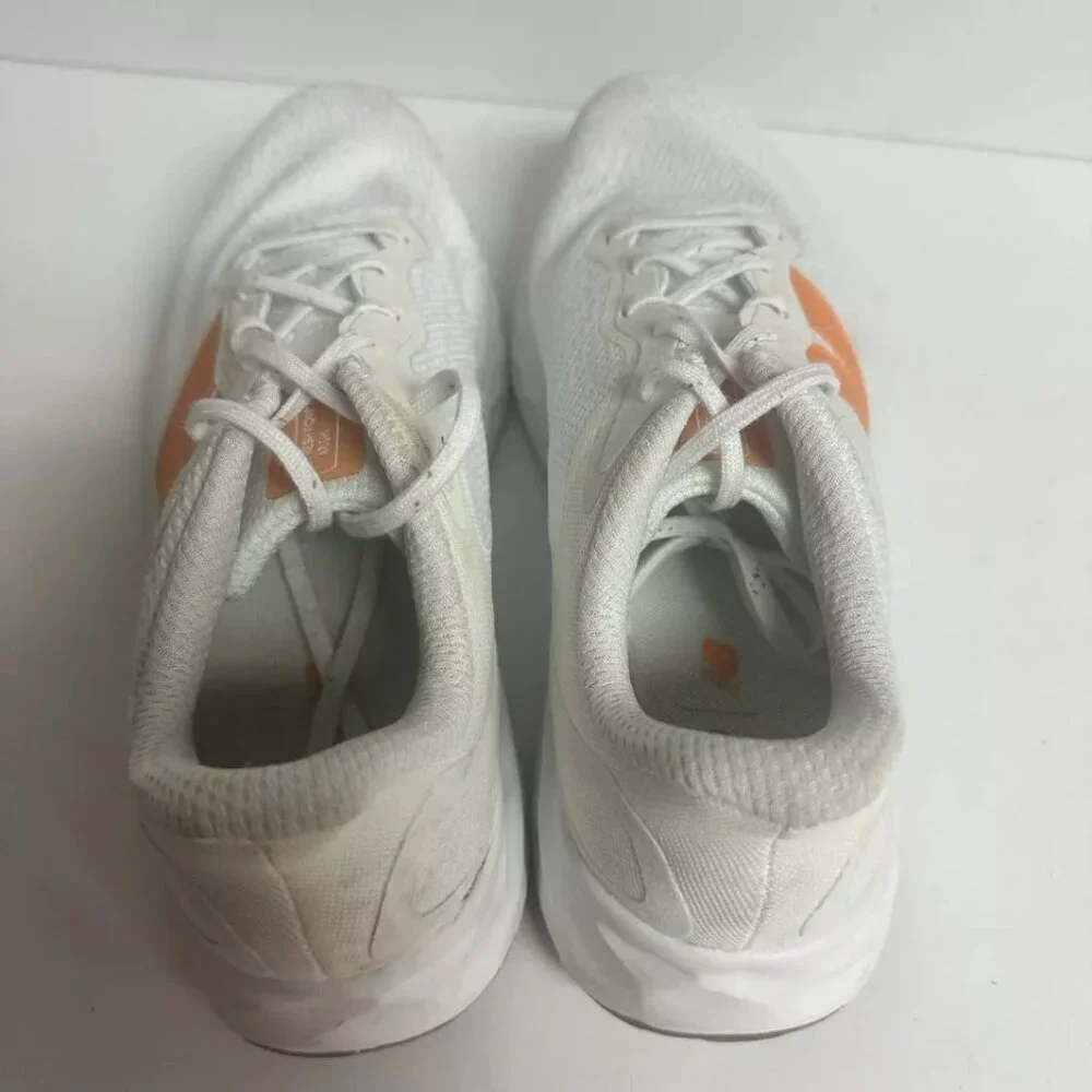 New Balance Womens Fresh Foam Ariahi V4 Running Shoe White Size 9 M